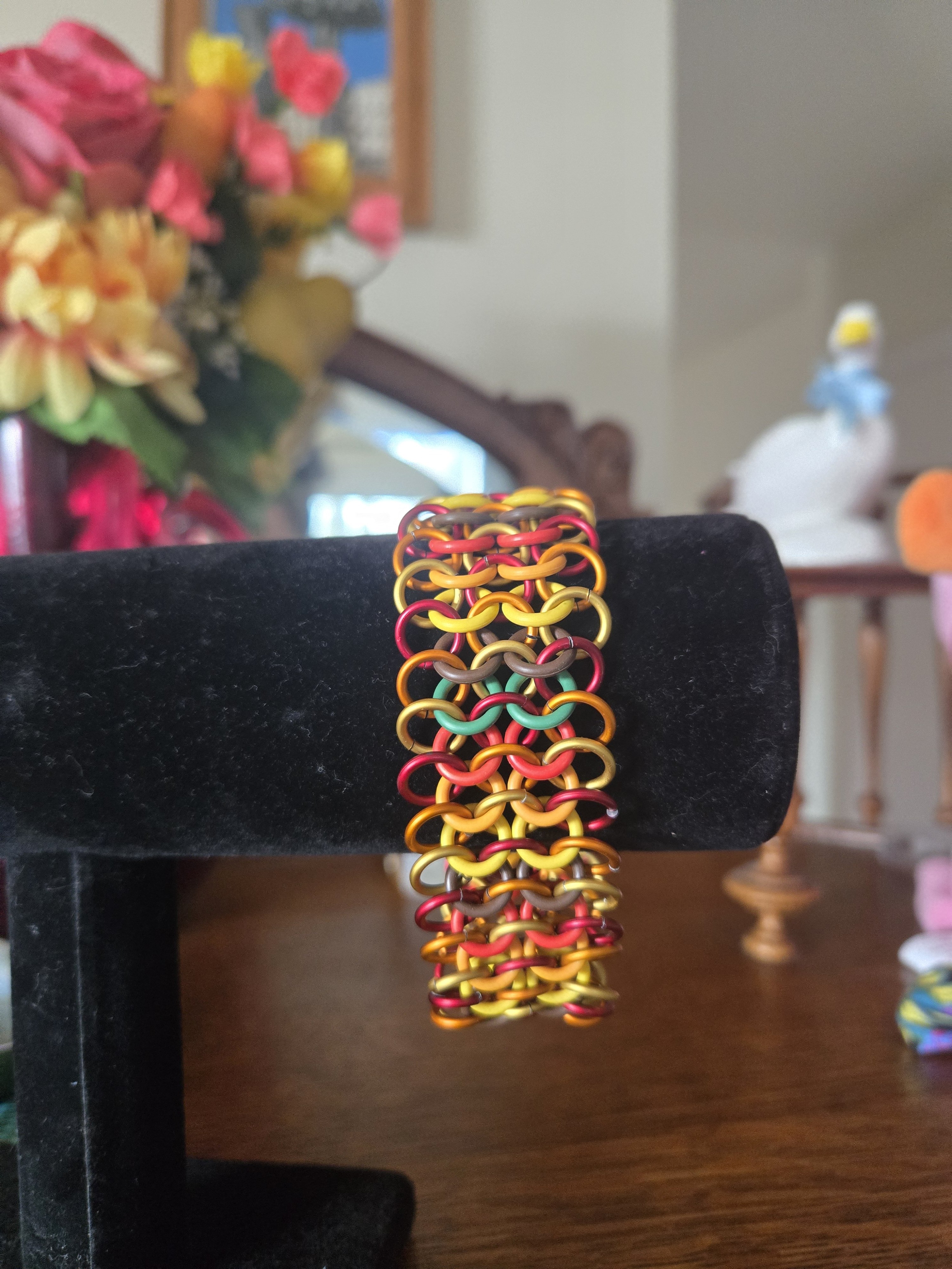 Autumn Leaf Stretchy Chainmail Bracelet - Image 3